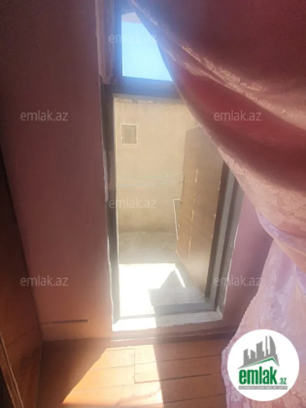 Satılır 3 otaqlı köhnə tikili 43.5 m²