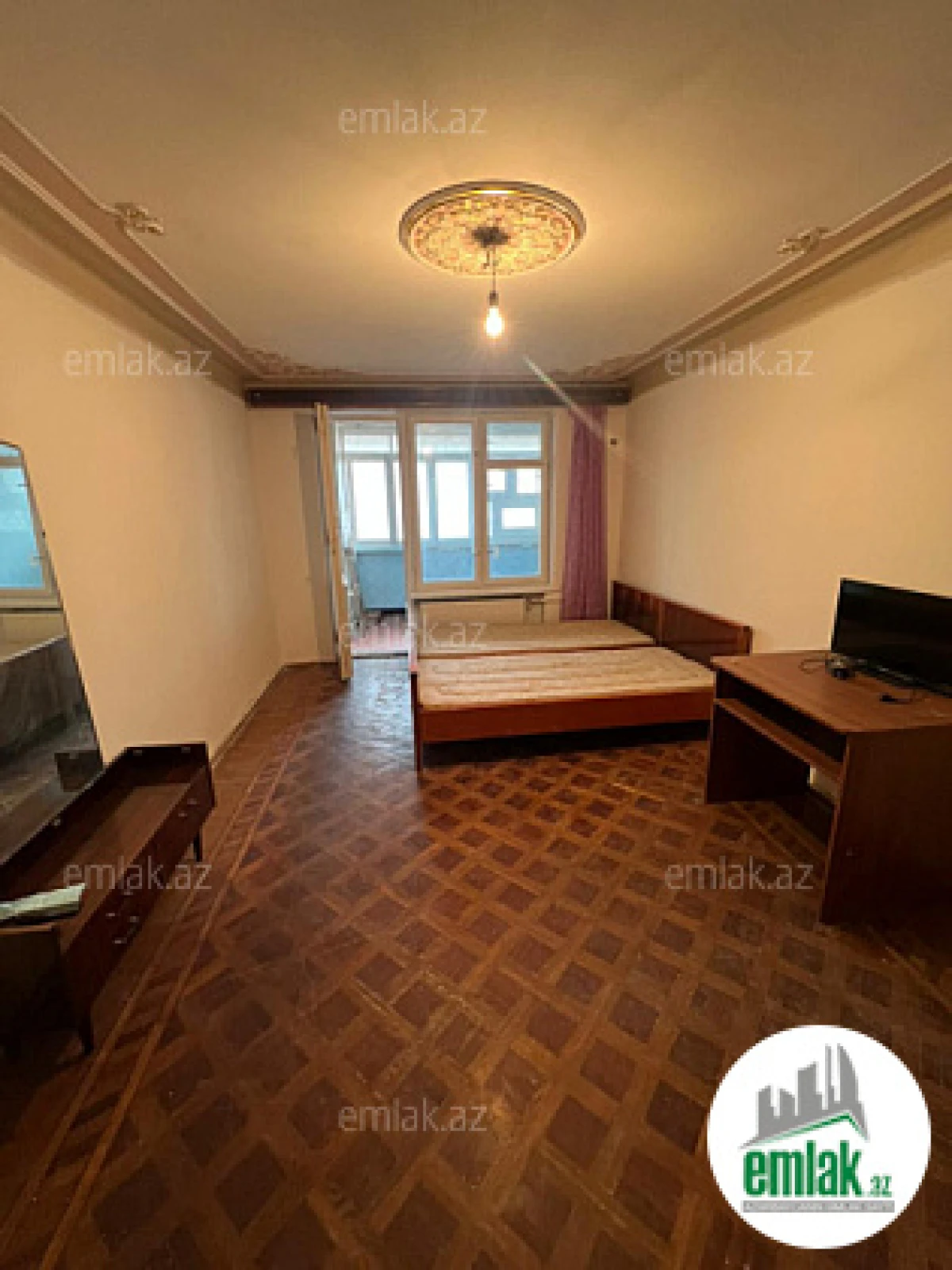 Satılır 3 otaqlı köhnə tikili 70 m²