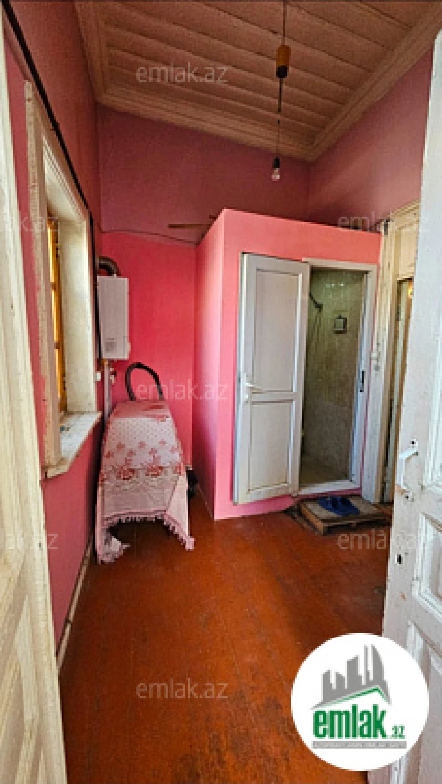 Satılır 3 otaqlı köhnə tikili 55 m²