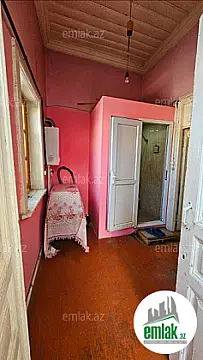 Satılır 3 otaqlı köhnə tikili 55 m²