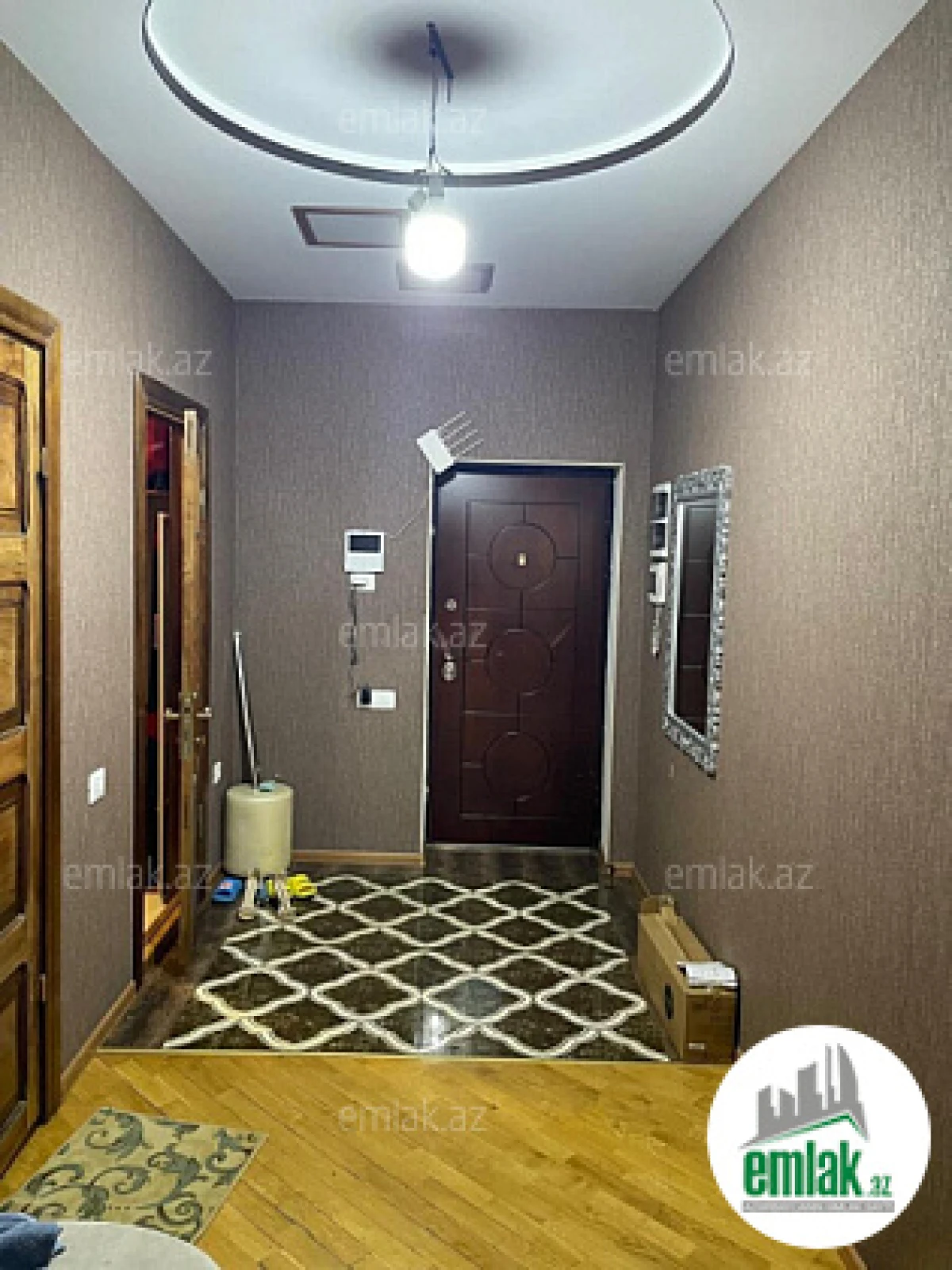 Satılır 2 otaqlı yeni tikili 95 m²