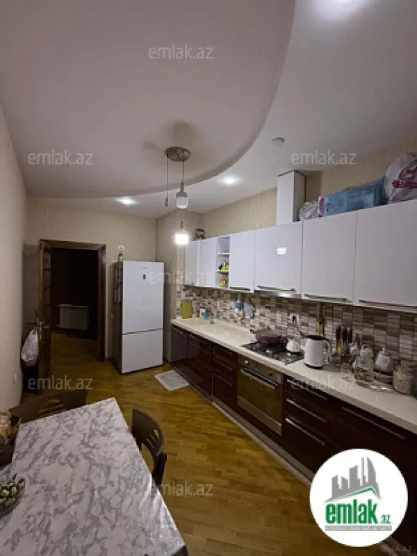 Satılır 2 otaqlı yeni tikili 95 m²