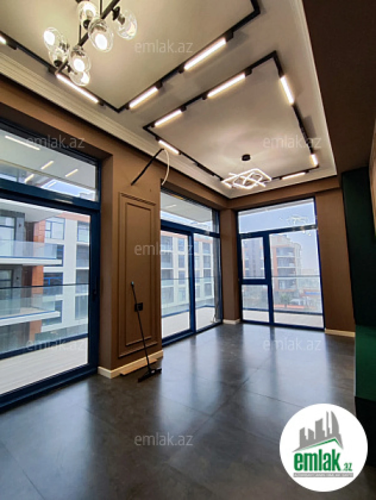 Satılır 3 otaqlı yeni tikili 84 m²