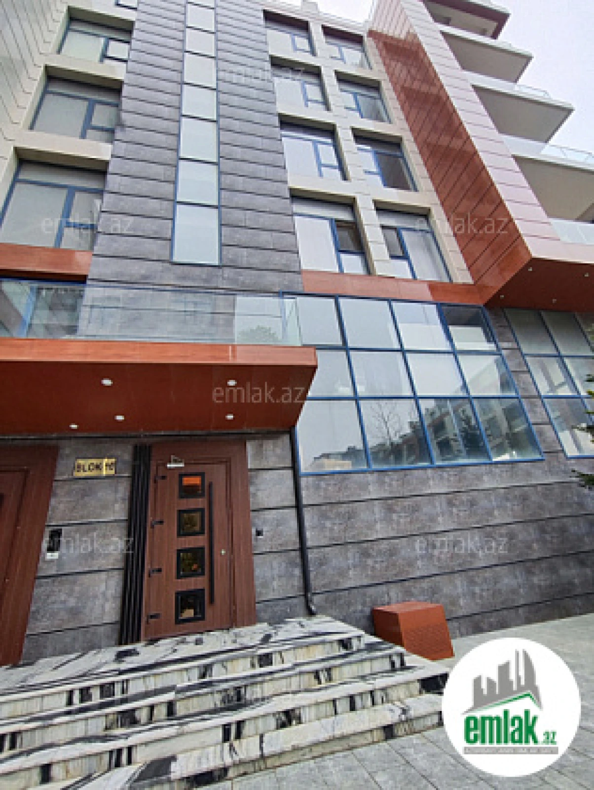 Satılır 3 otaqlı yeni tikili 84 m²