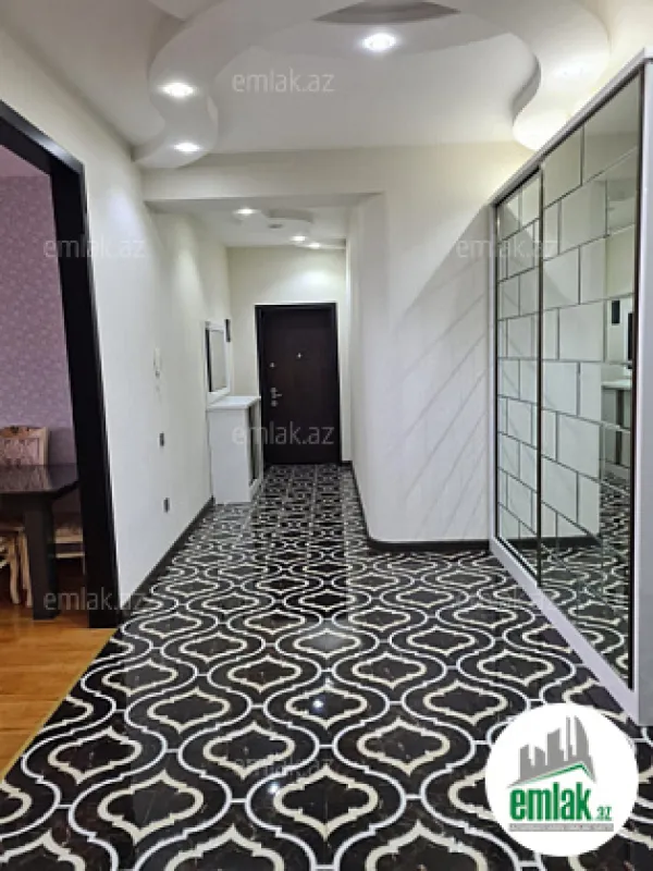 Satılır 3 otaqlı yeni tikili 136 m²