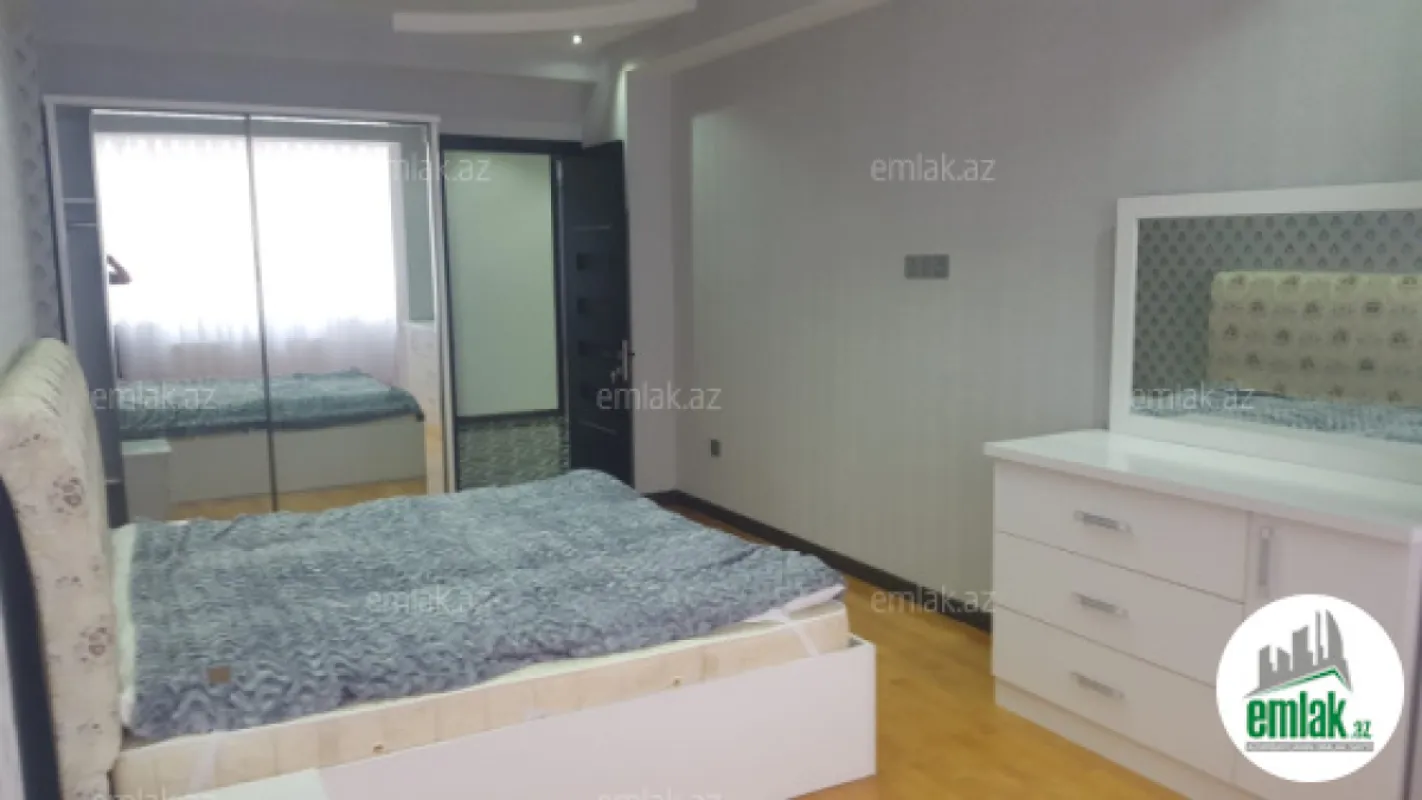 Satılır 3 otaqlı yeni tikili 136 m²