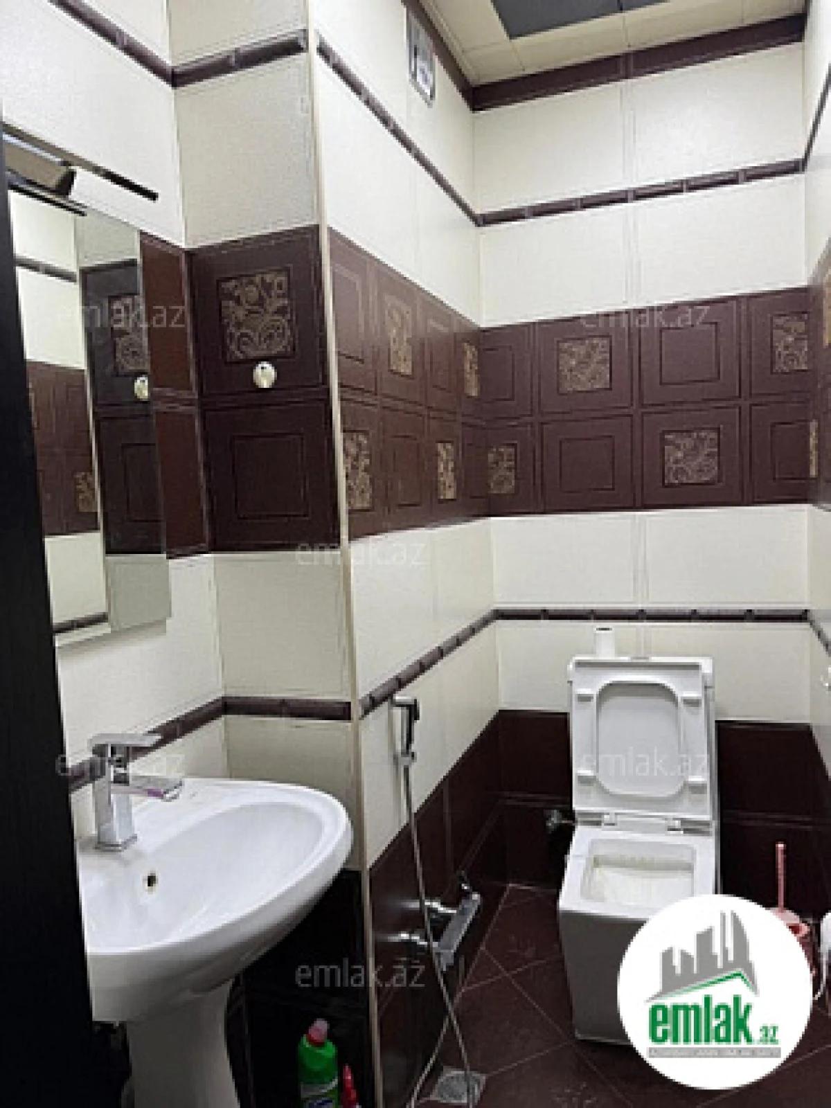 Satılır 3 otaqlı yeni tikili 136 m²