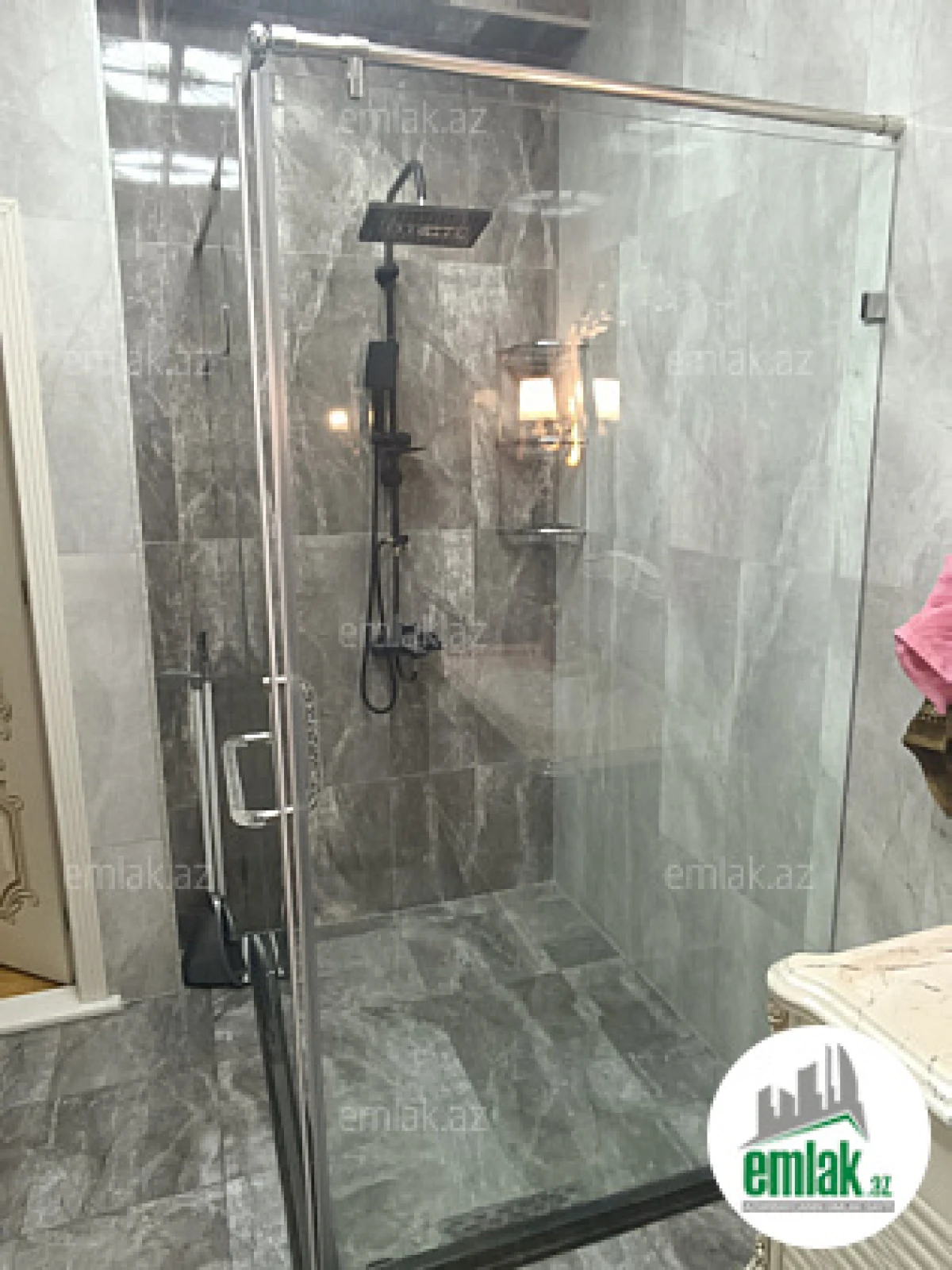 Satılır 1 otaqlı yeni tikili 68 m²