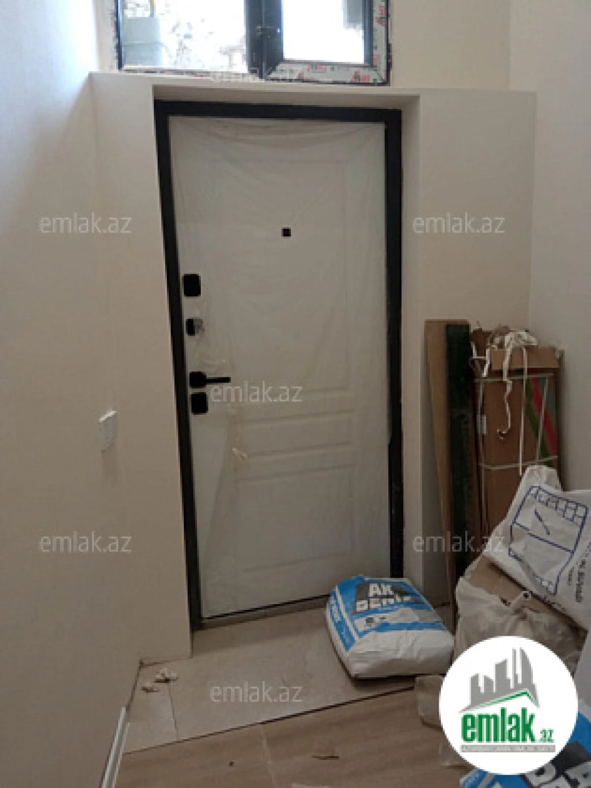 Satılır 2 otaqlı köhnə tikili 40 m²