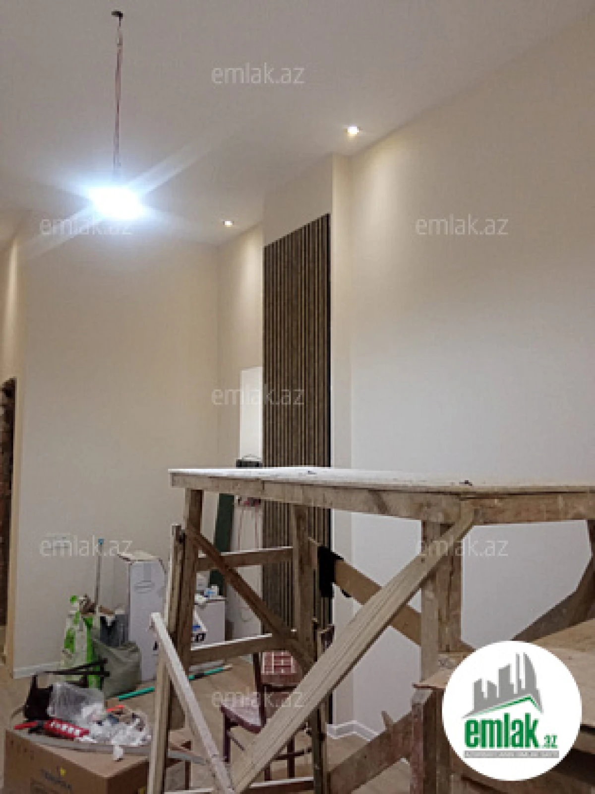 Satılır 2 otaqlı köhnə tikili 40 m²