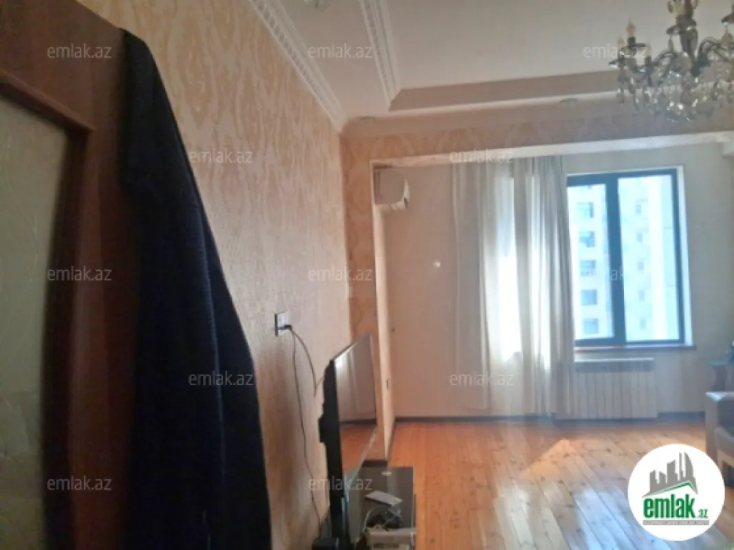 Satılır 2 otaqlı yeni tikili 90 m²