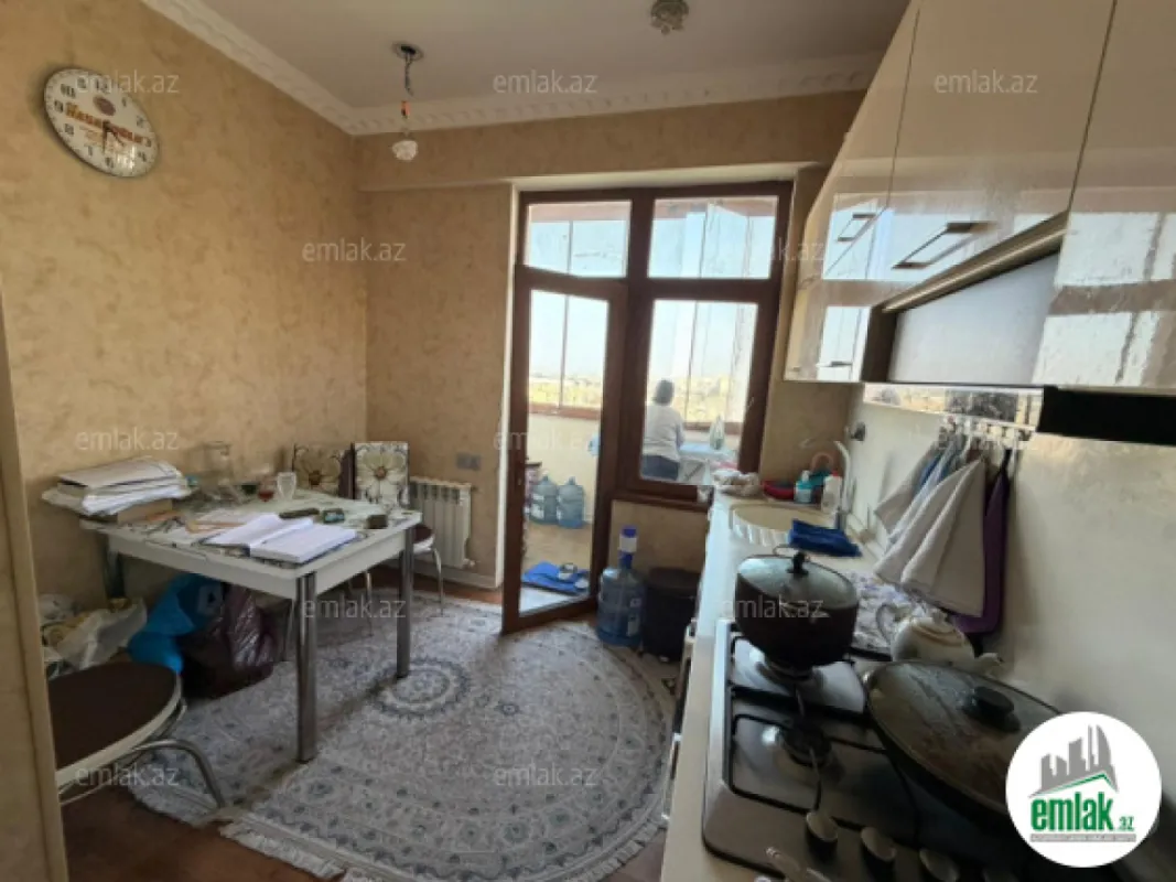 Satılır 3 otaqlı yeni tikili 90 m²