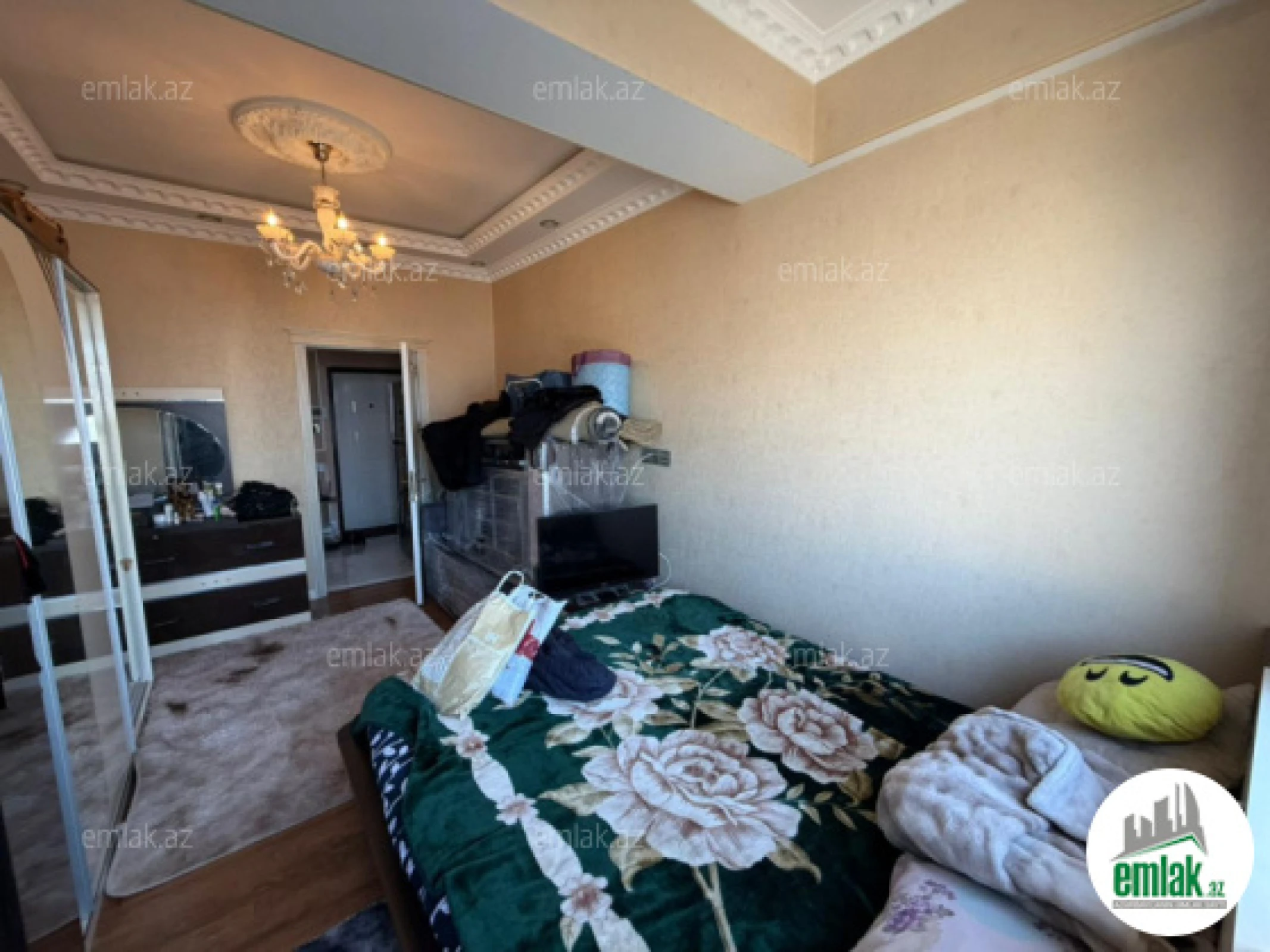 Satılır 3 otaqlı yeni tikili 90 m²