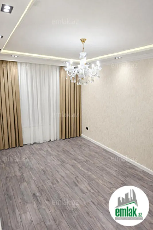 Satılır 2 otaqlı köhnə tikili 70 m²