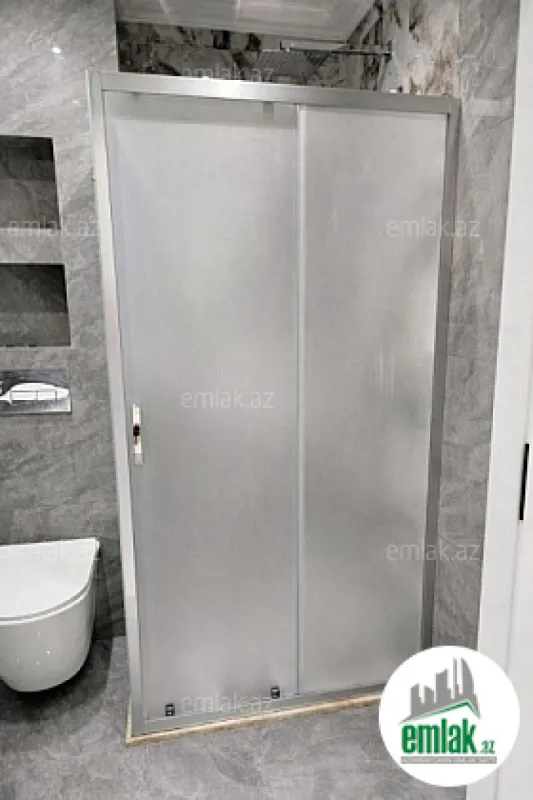 Satılır 2 otaqlı köhnə tikili 70 m²