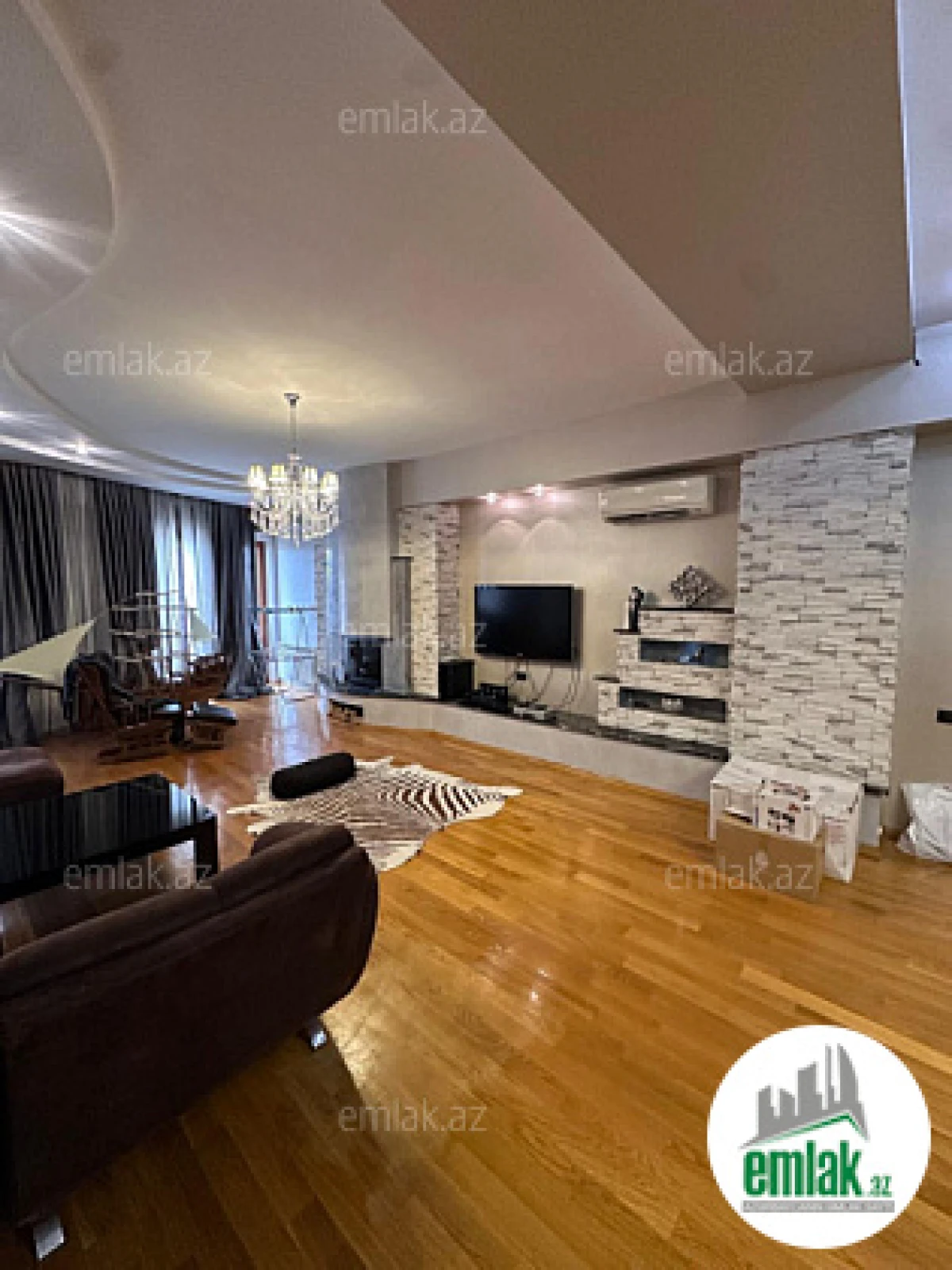 Satılır 4 otaqlı yeni tikili 185 m²