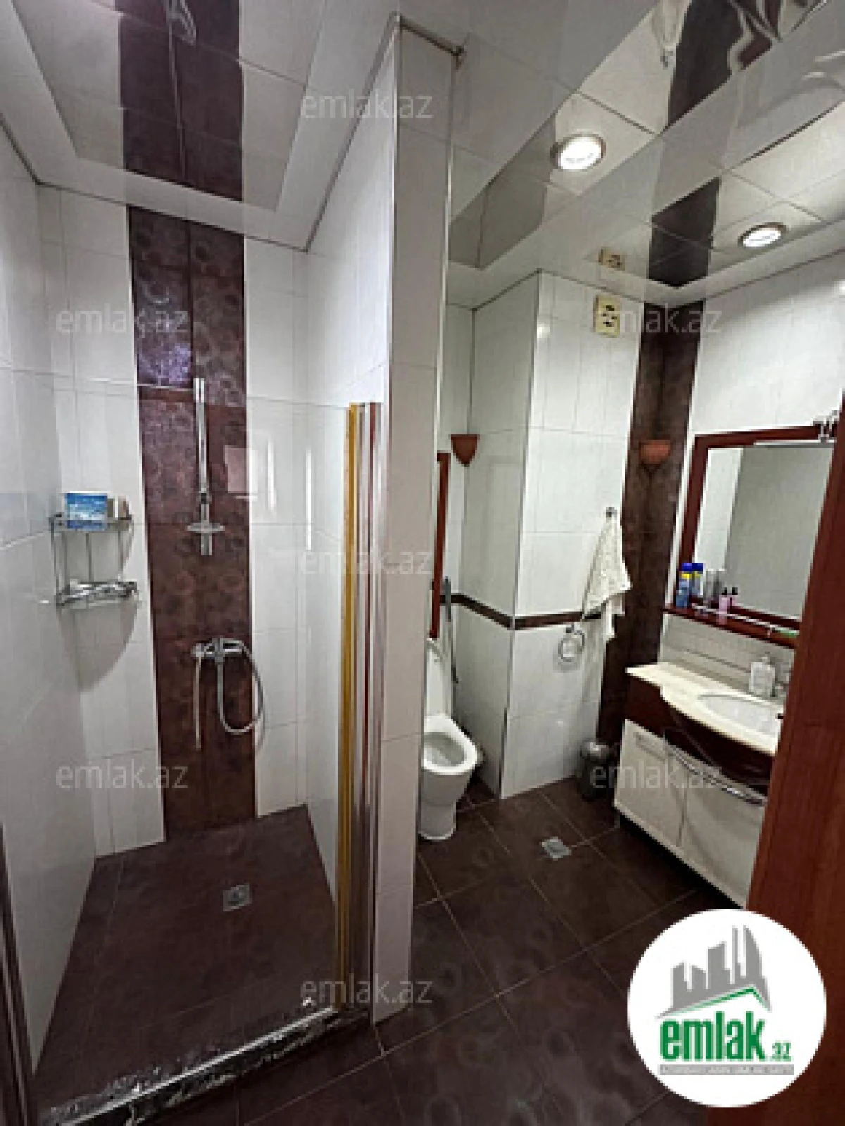 Satılır 4 otaqlı yeni tikili 185 m²