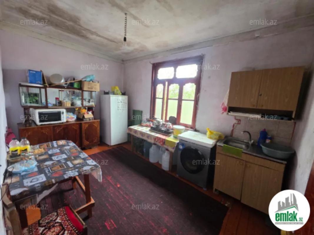 Satılır 4 otaqlı həyət evi 110 m²