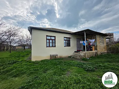 Satılır 4 otaqlı həyət evi 110 m²