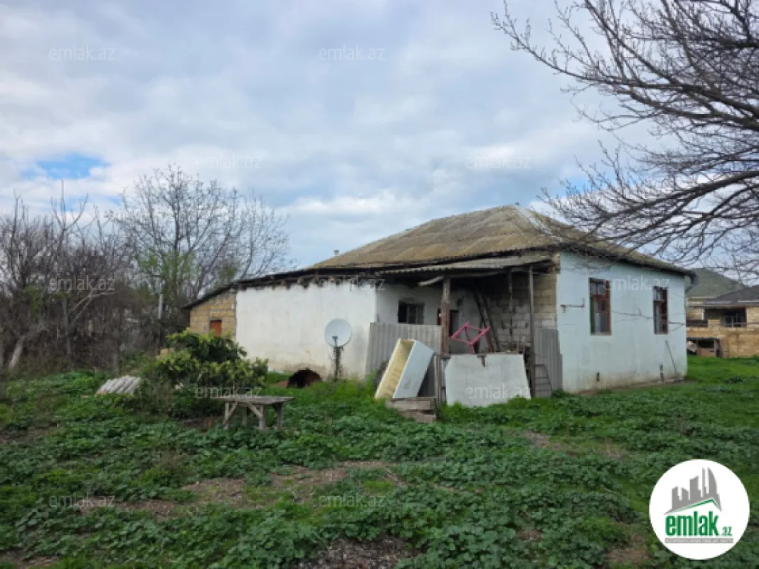 Satılır 4 otaqlı həyət evi 110 m²