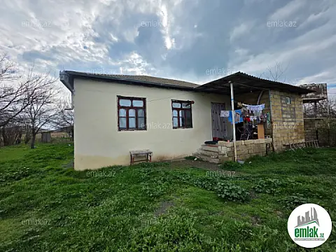 Satılır 4 otaqlı həyət evi 110 m² — Bakı 4 otaq 110.00 m²