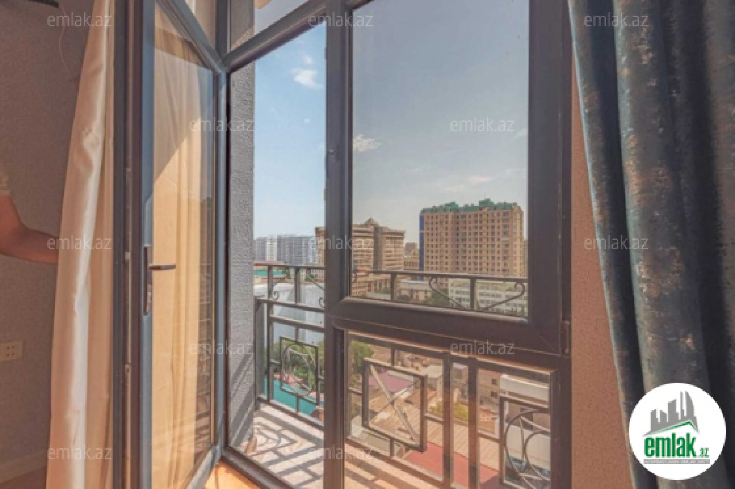 Satılır 3 otaqlı yeni tikili 105 m²