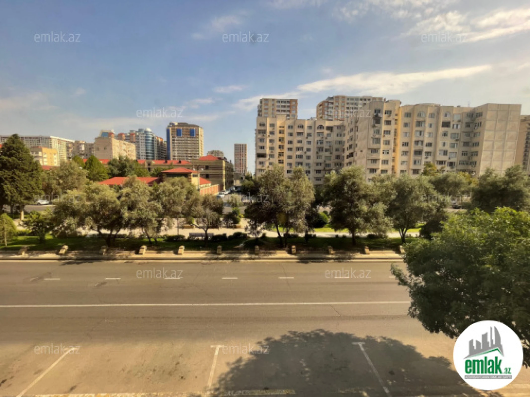 Satılır 3 otaqlı yeni tikili 137 m²
