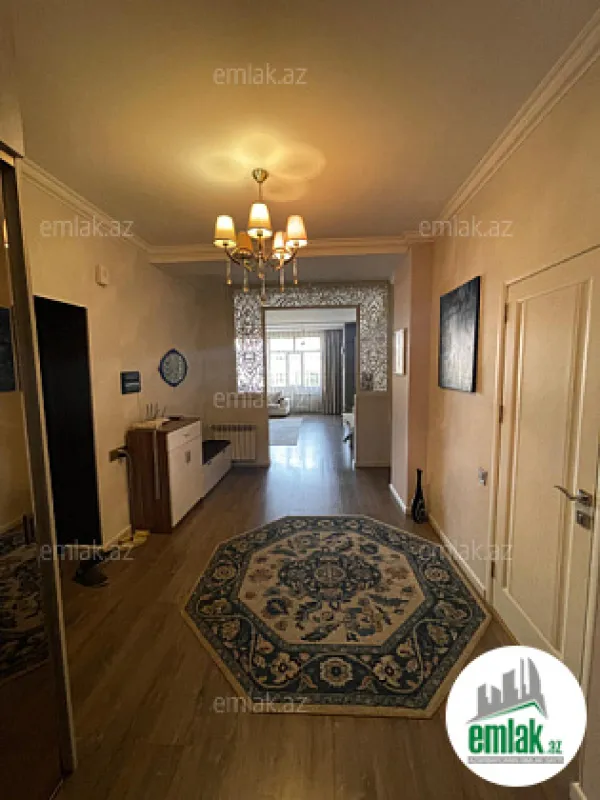 Satılır 3 otaqlı yeni tikili 137 m²