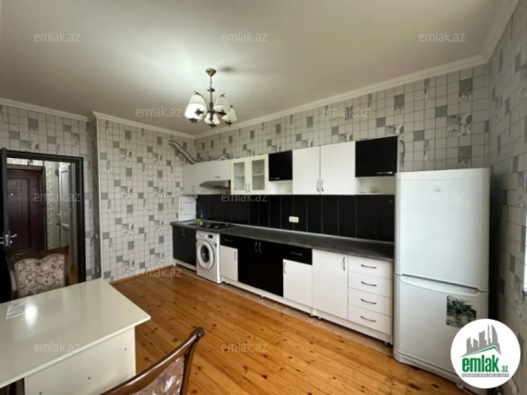 Satılır 3 otaqlı yeni tikili 70 m²