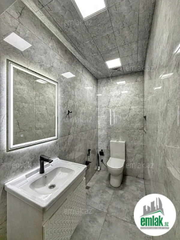 Satılır 4 otaqlı yeni tikili 155 m²