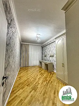 Satılır 4 otaqlı yeni tikili 155 m²