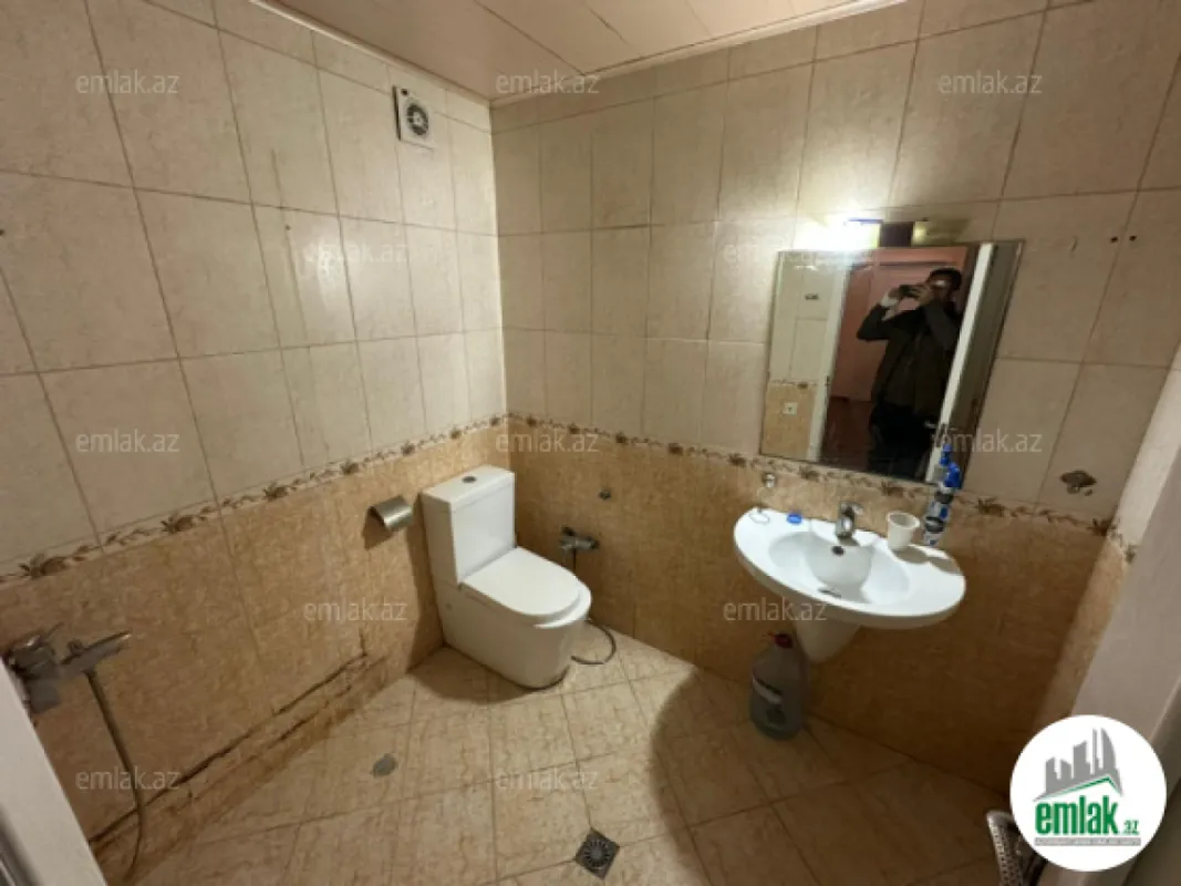 Satılır 2 otaqlı yeni tikili 70 m²