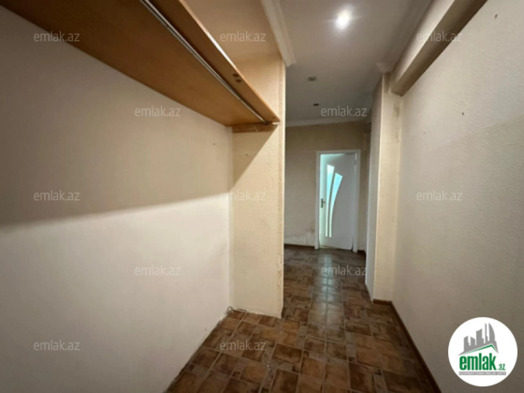 Satılır 2 otaqlı yeni tikili 70 m²