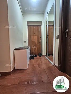 Satılır 3 otaqlı köhnə tikili 90 m²