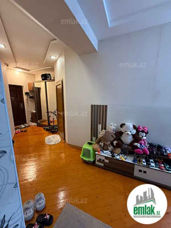 Satılır 2 otaqlı yeni tikili 70 m²