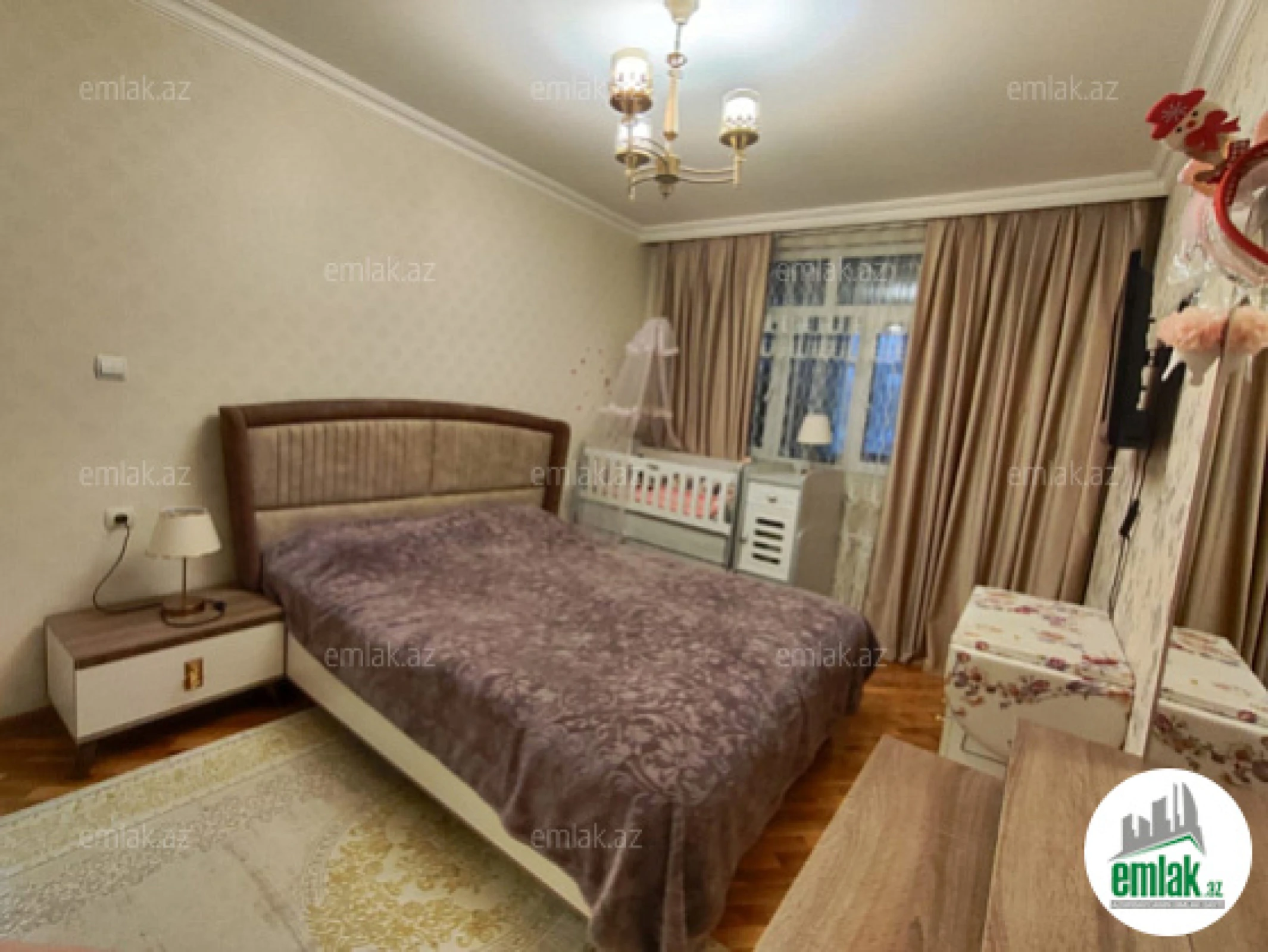 Satılır 4 otaqlı köhnə tikili 104 m²