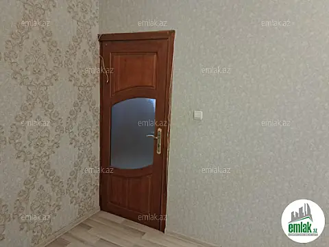 Satılır 2 otaqlı köhnə tikili 55 m²