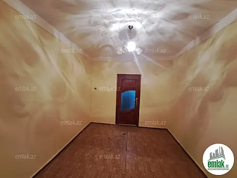 Satılır 2 otaqlı köhnə tikili 55 m²