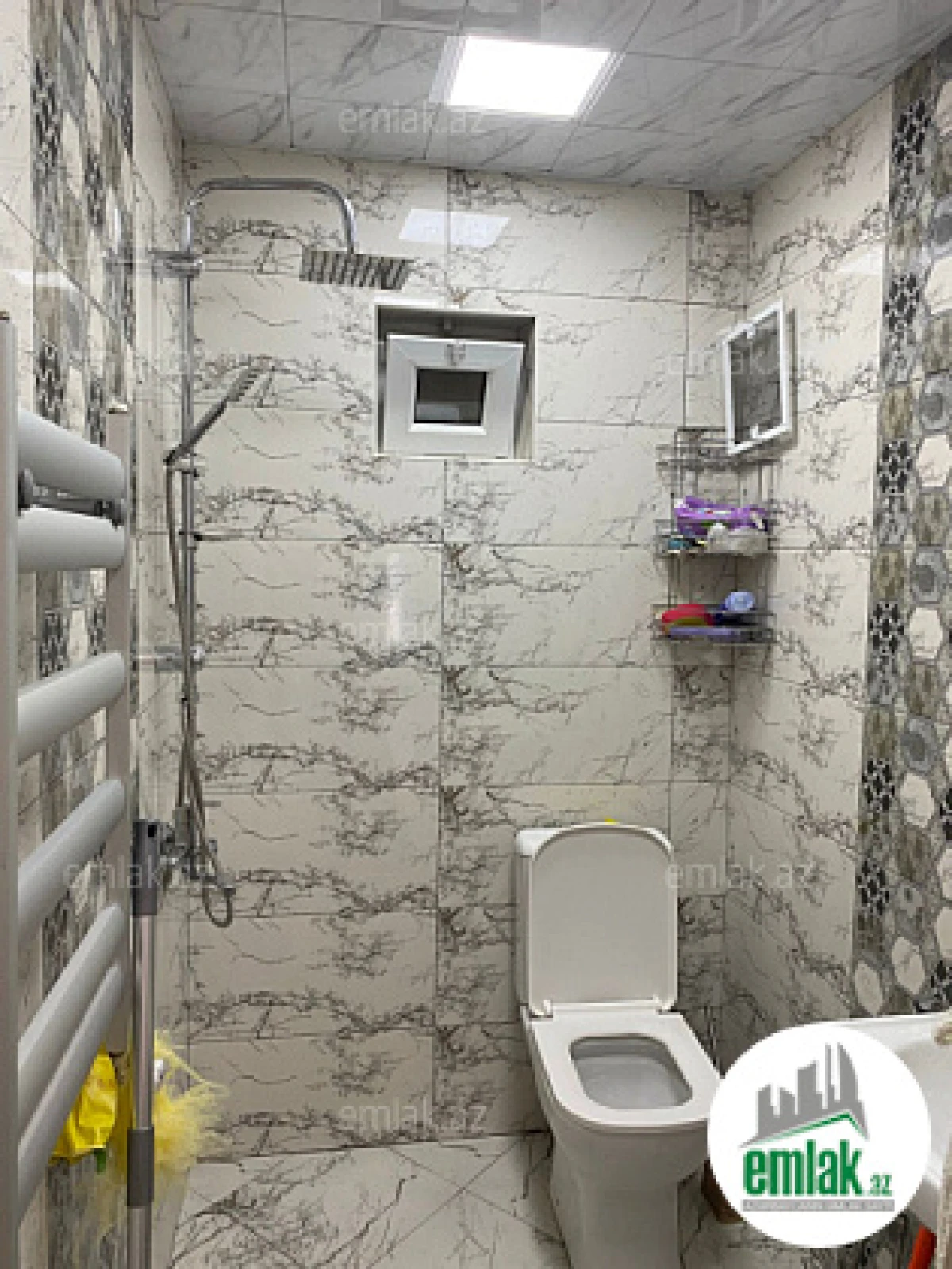 Satılır 5 otaqlı həyət evi 160 m²