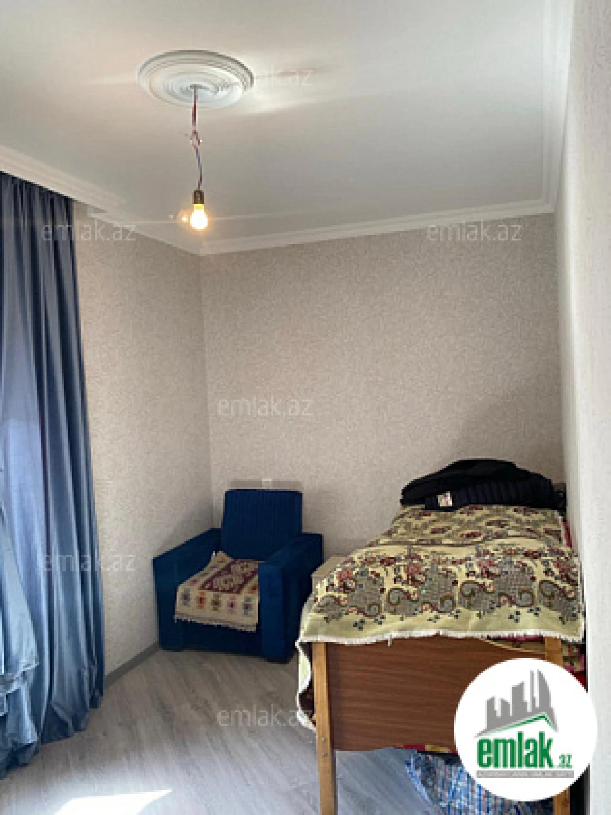 Satılır 5 otaqlı həyət evi 160 m²