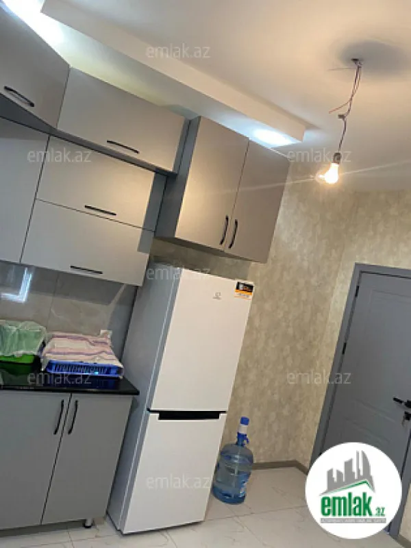 Satılır 5 otaqlı həyət evi 160 m²