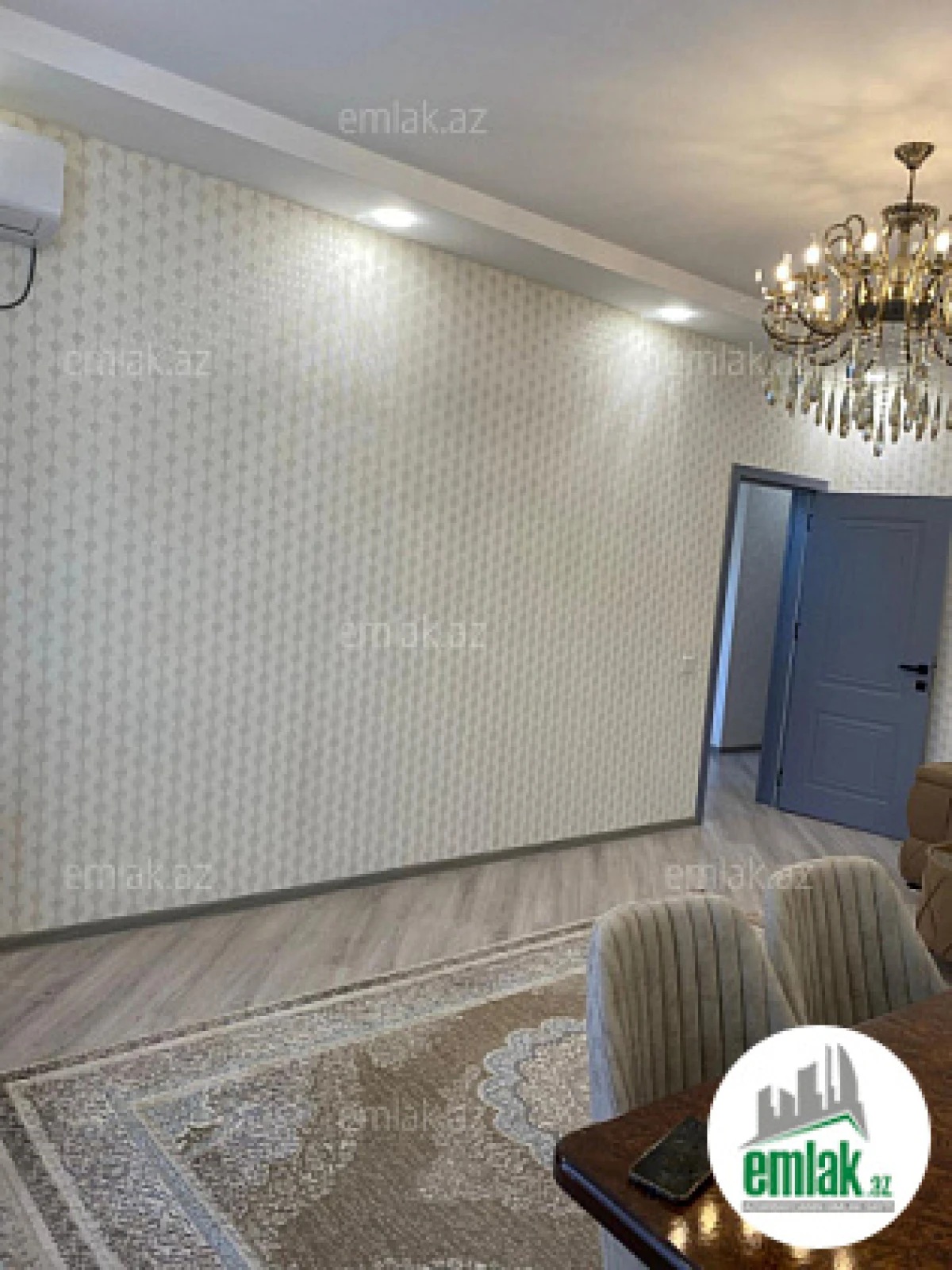 Satılır 5 otaqlı həyət evi 160 m²