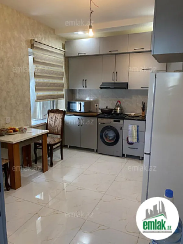 Satılır 5 otaqlı həyət evi 160 m²