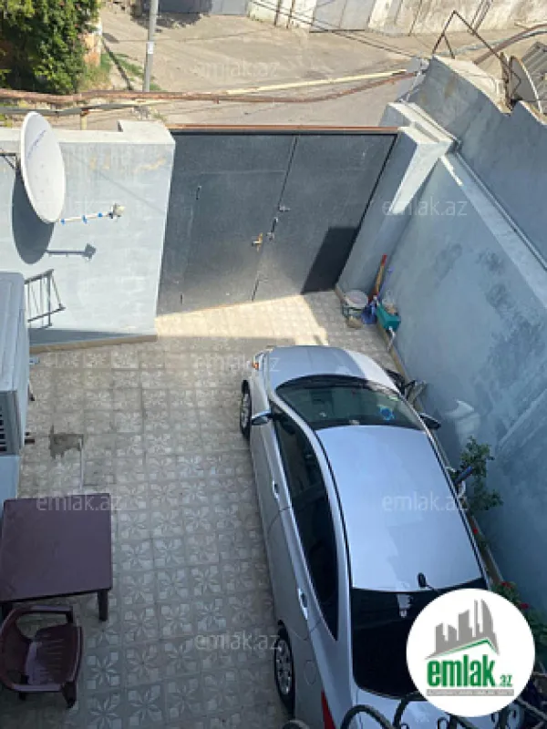 Satılır 5 otaqlı həyət evi 160 m²