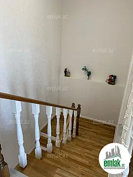 Satılır 5 otaqlı həyət evi 160 m²