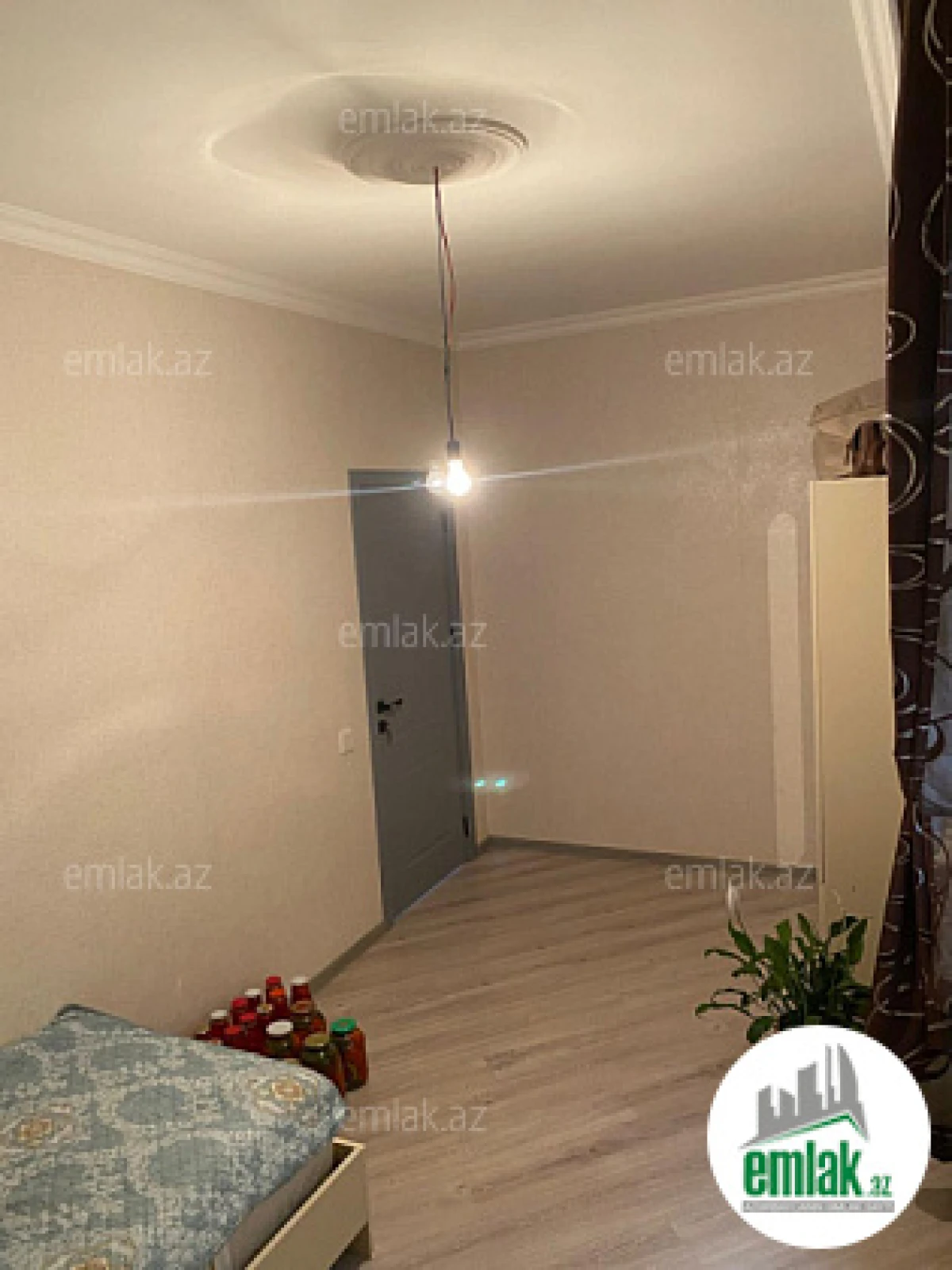 Satılır 5 otaqlı həyət evi 160 m²