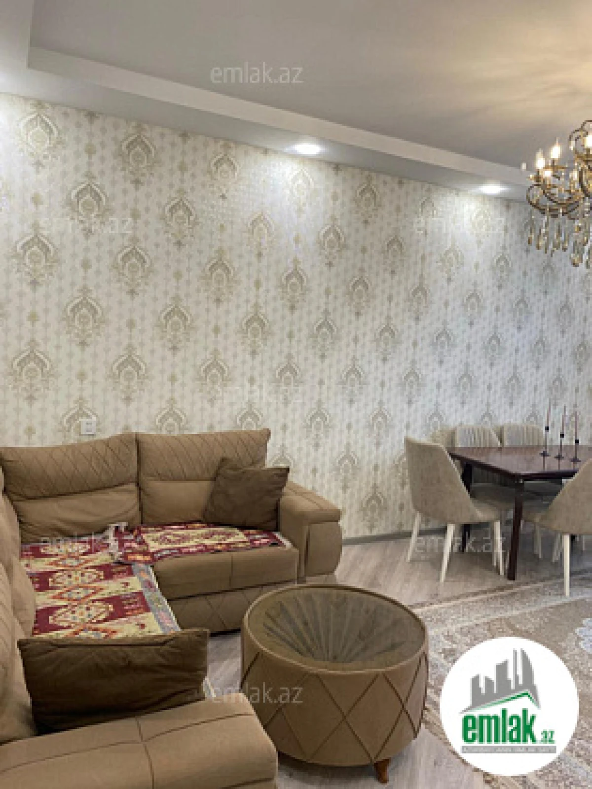 Satılır 5 otaqlı həyət evi 160 m²