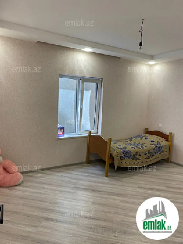 Satılır 5 otaqlı həyət evi 160 m²