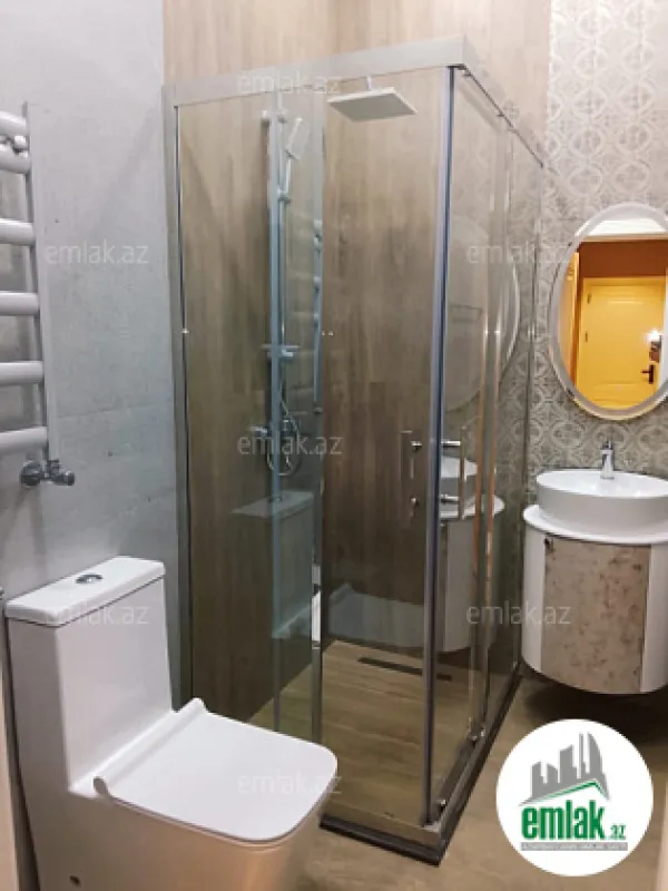 Satılır 2 otaqlı köhnə tikili 65 m²