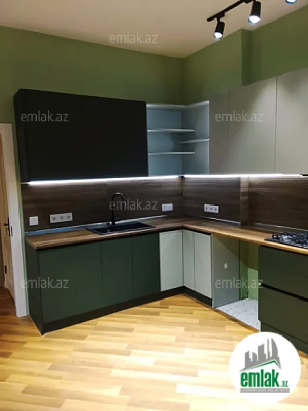 Satılır 2 otaqlı köhnə tikili 65 m²